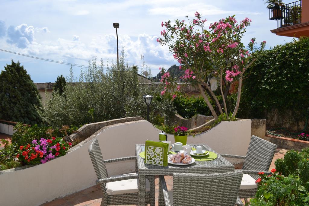 Charming Place Taormina Luaran gambar